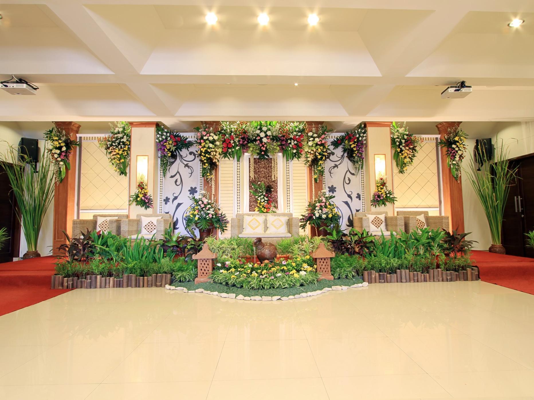 Maesa Hotel Ponorogo Eksteriør billede
