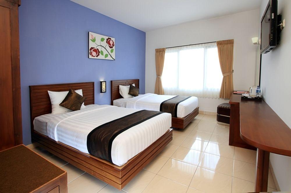 Maesa Hotel Ponorogo Eksteriør billede