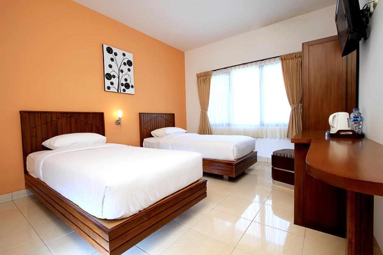 Maesa Hotel Ponorogo Værelse billede