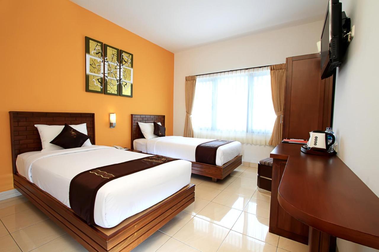 Maesa Hotel Ponorogo Værelse billede